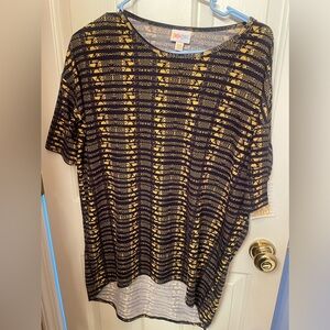 NWT ✨ Women’s LuLaRoe Tunic “Irma” Tee ✨ “Simply Comfortable” ✨ XXS